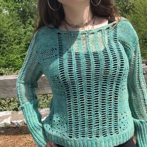 TURQUOISE SWEATER